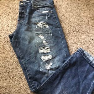 Distressed Boyfriend Jeans